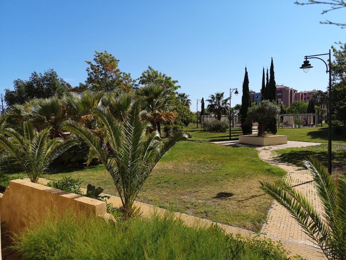 Jardines De Isla Canela, Planta Baja. Bagian luar foto